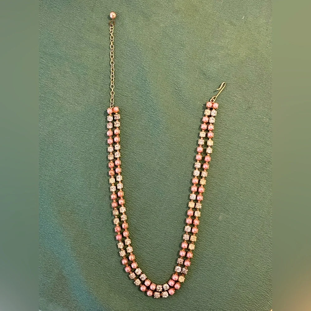 Pink pearl and rhinestone choker - Picture 3 of 3
